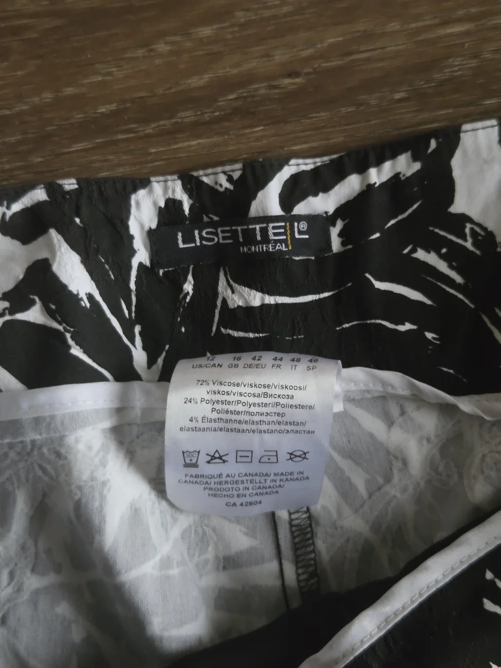LISETTE Black and White Abstract Leaf-Print Skirt Sz Large